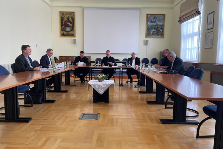 Priopćenje sa Šezdesete sjednice biskupā Zagrebačke crkvene pokrajine